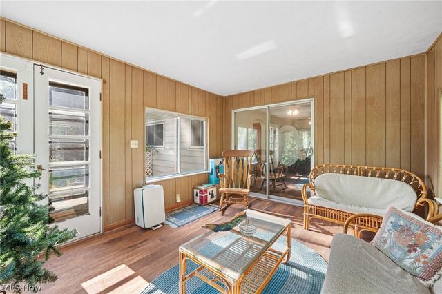 4714 W Ridgewood Drive, Parma, OH 44134