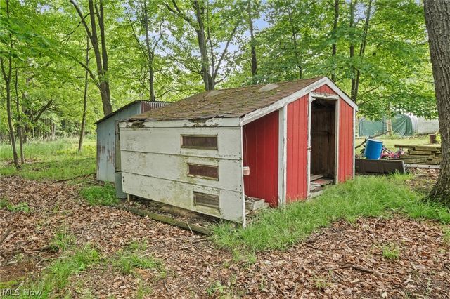 4714 W Ridgewood Drive, Parma, OH 44134