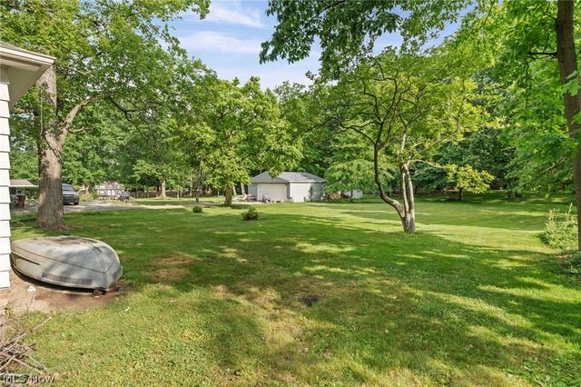 4714 W Ridgewood Drive, Parma, OH 44134