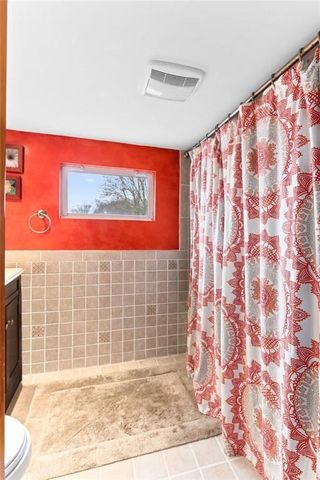 66 State St, Pawtucket, RI 02861