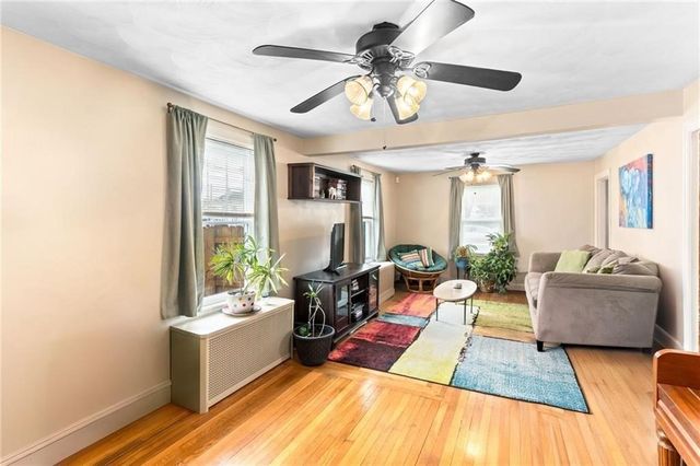 66 State St, Pawtucket, RI 02861