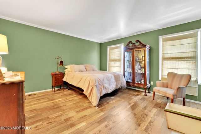 121 Joan Court, Jackson, NJ 08527