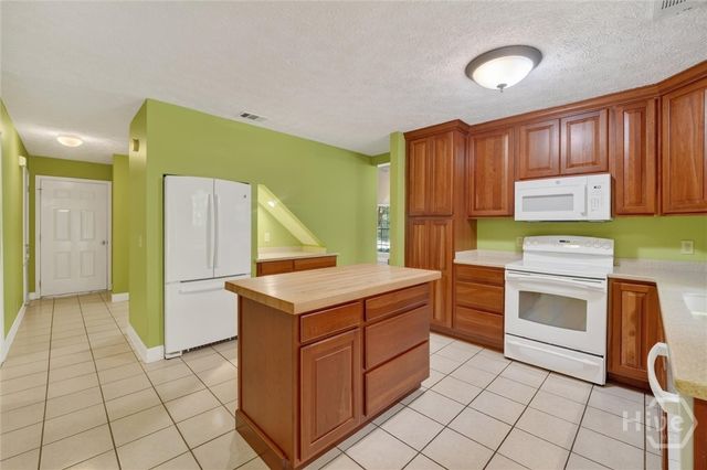 179 Hawk Hammock Drive, Springfield, GA 31329