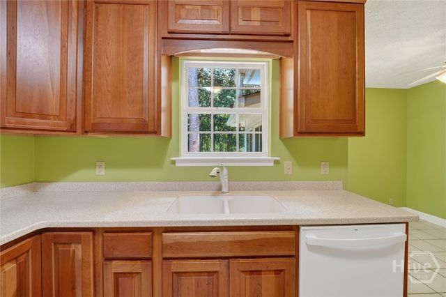 179 Hawk Hammock Drive, Springfield, GA 31329
