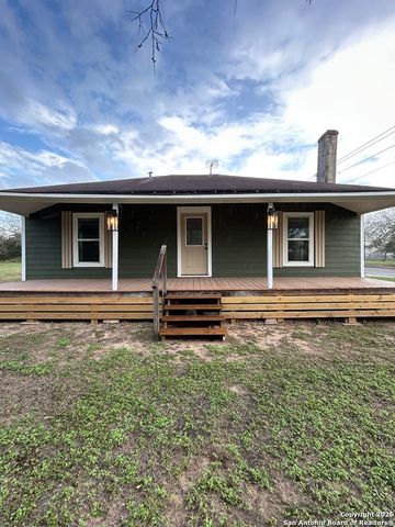 1101 E Crockett, Beeville, TX 78102