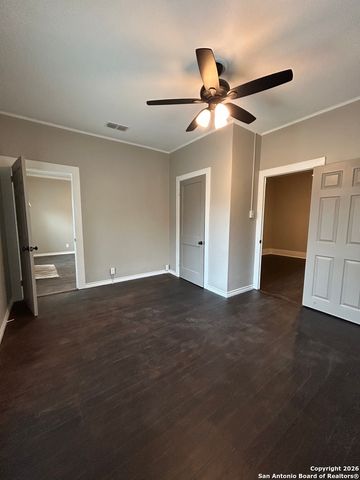 1101 E Crockett, Beeville, TX 78102