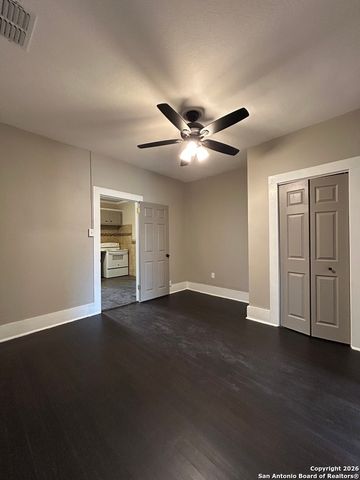 1101 E Crockett, Beeville, TX 78102