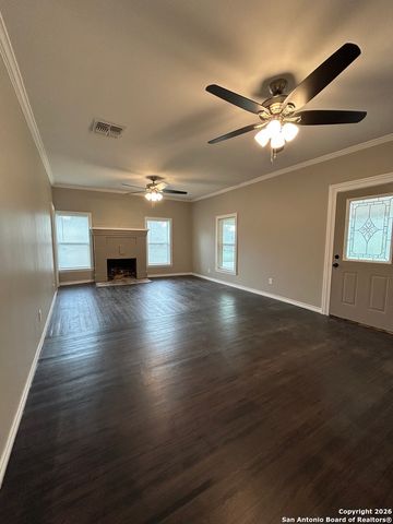 1101 E Crockett, Beeville, TX 78102