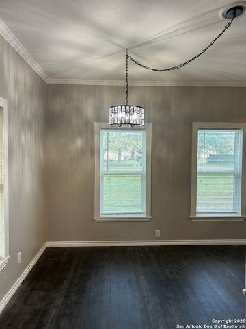 1101 E Crockett, Beeville, TX 78102