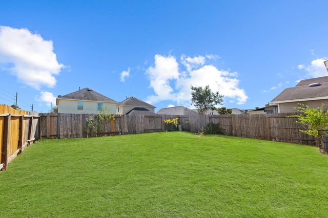 807 Darbydale Crossing Lane, Houston, TX 77090