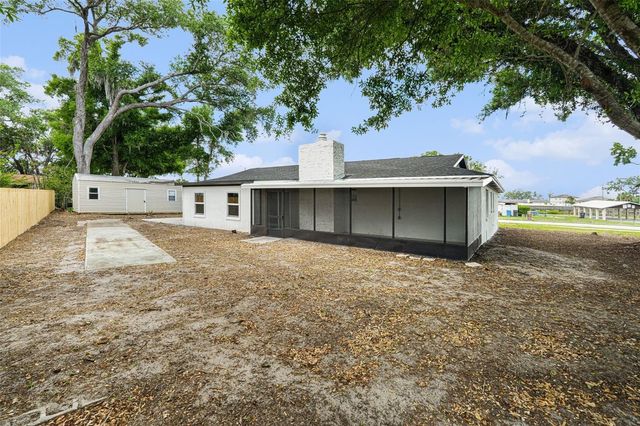 707 QUEENS COURT, Seffner, FL 33584