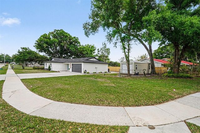 707 QUEENS COURT, Seffner, FL 33584