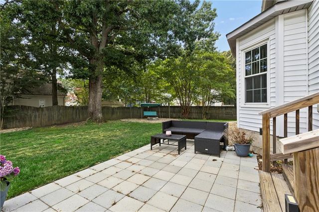802 Thimbleby DR, Newport News, VA 23608