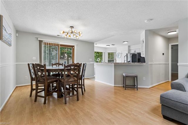 802 Thimbleby DR, Newport News, VA 23608