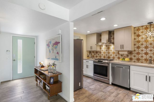 70100 Mirage Cove Drive 15, Rancho Mirage, CA 92270