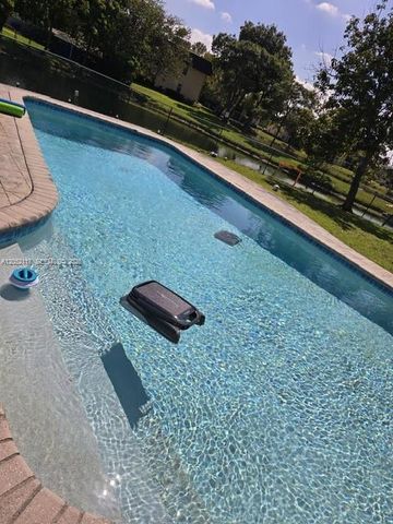 291 NW 93rd Avenue NA, Pembroke Pines, FL 33024