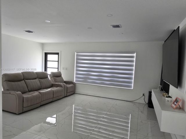 291 NW 93rd Avenue NA, Pembroke Pines, FL 33024