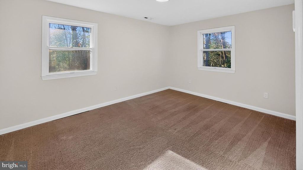 Image 11 of property listing at 232 MORRIS DR, Salisbury, MD 21804