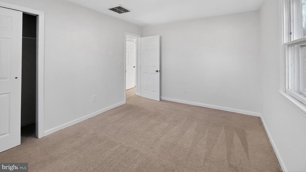 Image 16 of property listing at 232 MORRIS DR, Salisbury, MD 21804