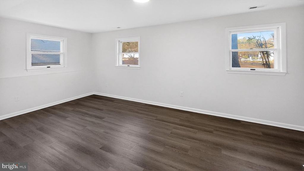 Image 21 of property listing at 232 MORRIS DR, Salisbury, MD 21804