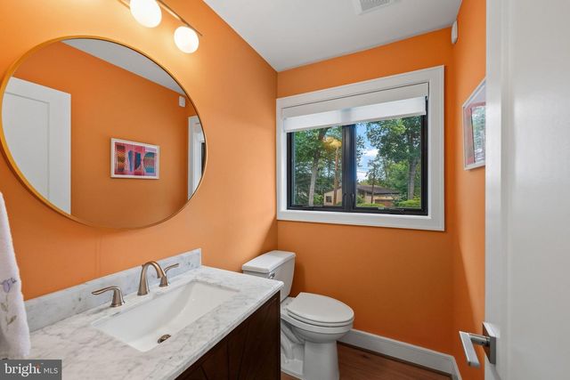 2130 SUDBURY PL NW, Washington, DC 20012