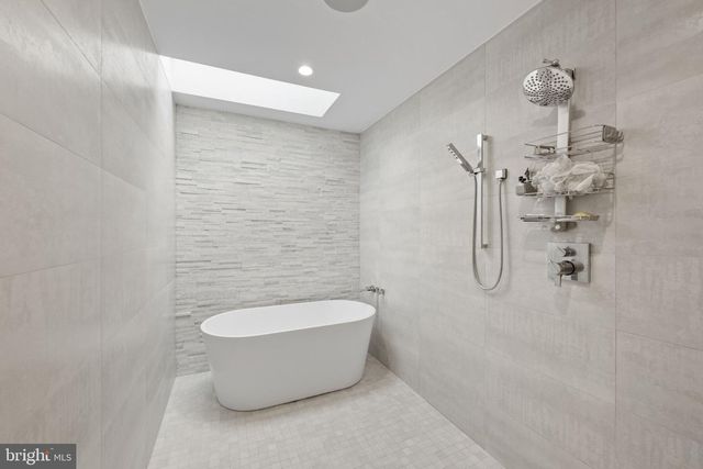 2130 SUDBURY PL NW, Washington, DC 20012