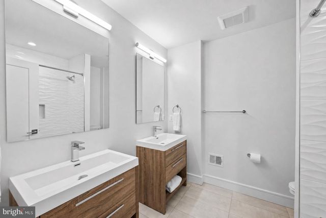 2130 SUDBURY PL NW, Washington, DC 20012