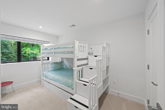 2130 SUDBURY PL NW, Washington, DC 20012