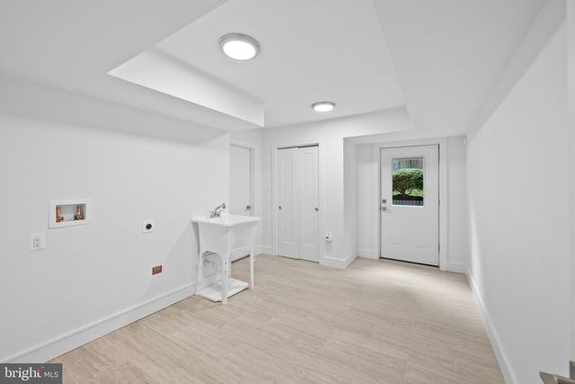 2130 SUDBURY PL NW, Washington, DC 20012