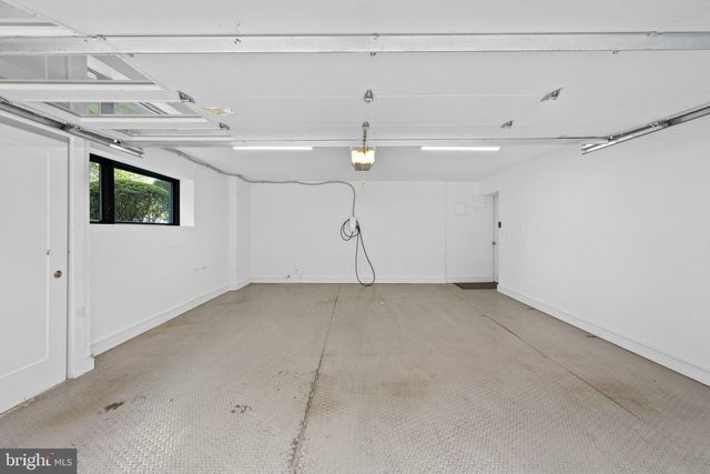 2130 SUDBURY PL NW, Washington, DC 20012