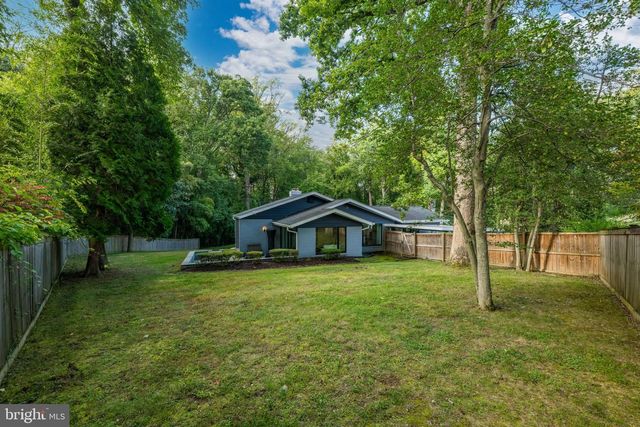 2130 SUDBURY PL NW, Washington, DC 20012