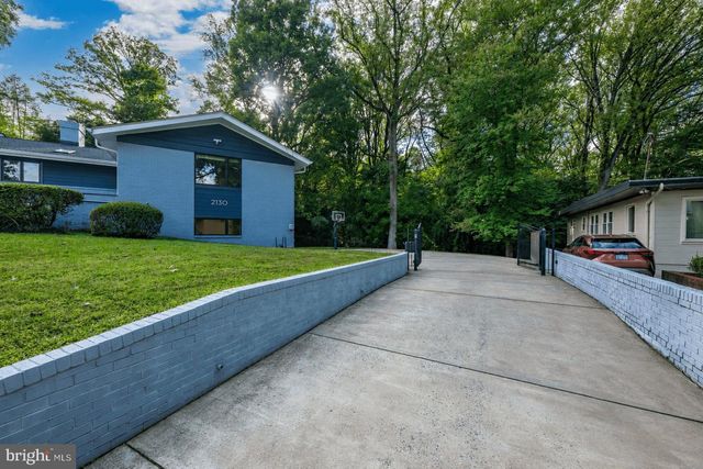 2130 SUDBURY PL NW, Washington, DC 20012