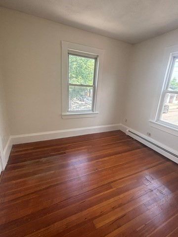 27 Salem Street 2L, Salem, MA 01970