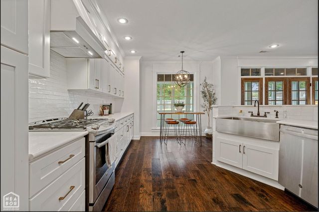 2206 Chesapeake Cove, Jonesboro, AR 72404