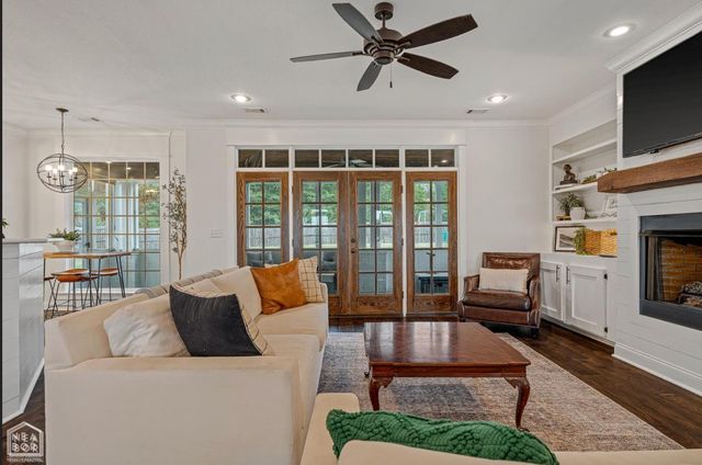 2206 Chesapeake Cove, Jonesboro, AR 72404