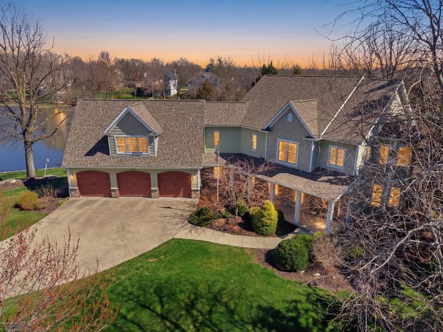 1201 SUTTON DR, Columbia, MO 65203