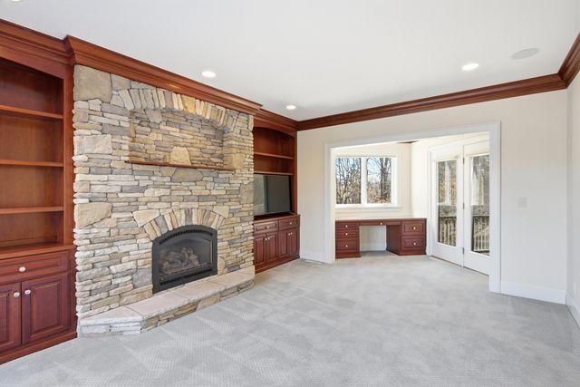 1201 SUTTON DR, Columbia, MO 65203