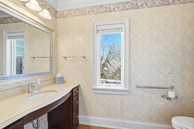 1201 SUTTON DR, Columbia, MO 65203