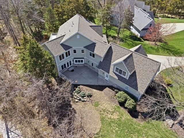 1201 SUTTON DR, Columbia, MO 65203