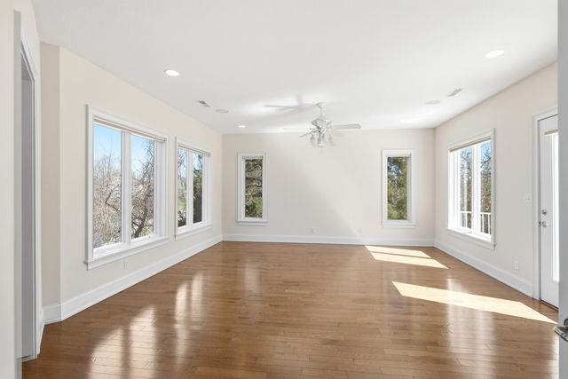 1201 SUTTON DR, Columbia, MO 65203