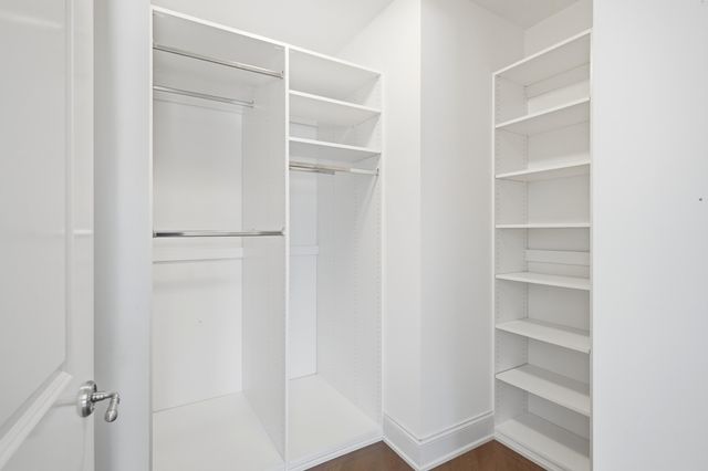 1201 SUTTON DR, Columbia, MO 65203