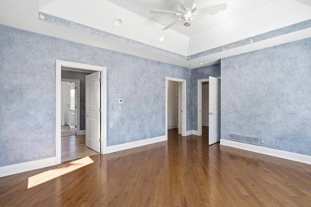 1201 SUTTON DR, Columbia, MO 65203