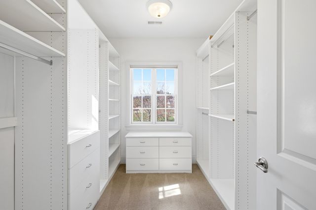 1201 SUTTON DR, Columbia, MO 65203