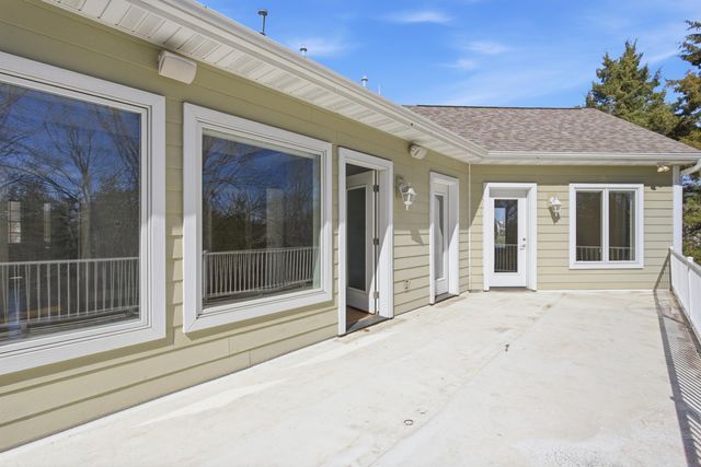 1201 SUTTON DR, Columbia, MO 65203