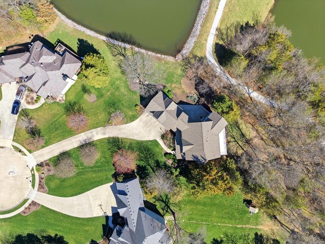 1201 SUTTON DR, Columbia, MO 65203