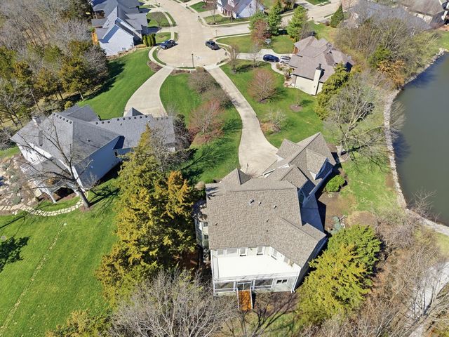 1201 SUTTON DR, Columbia, MO 65203