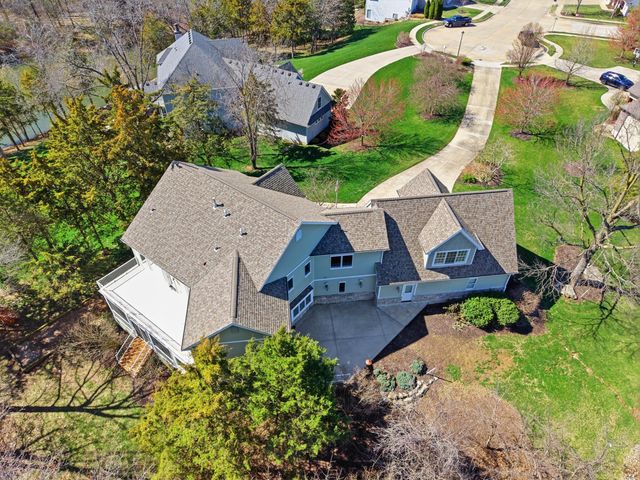 1201 SUTTON DR, Columbia, MO 65203