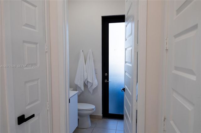 8824 NW 161st Terrace, Miami Lakes, FL 33018