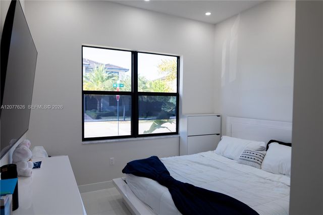 8824 NW 161st Terrace, Miami Lakes, FL 33018