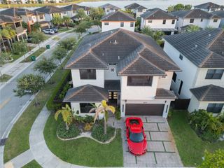 8824 NW 161st Terrace, Miami Lakes, FL 33018